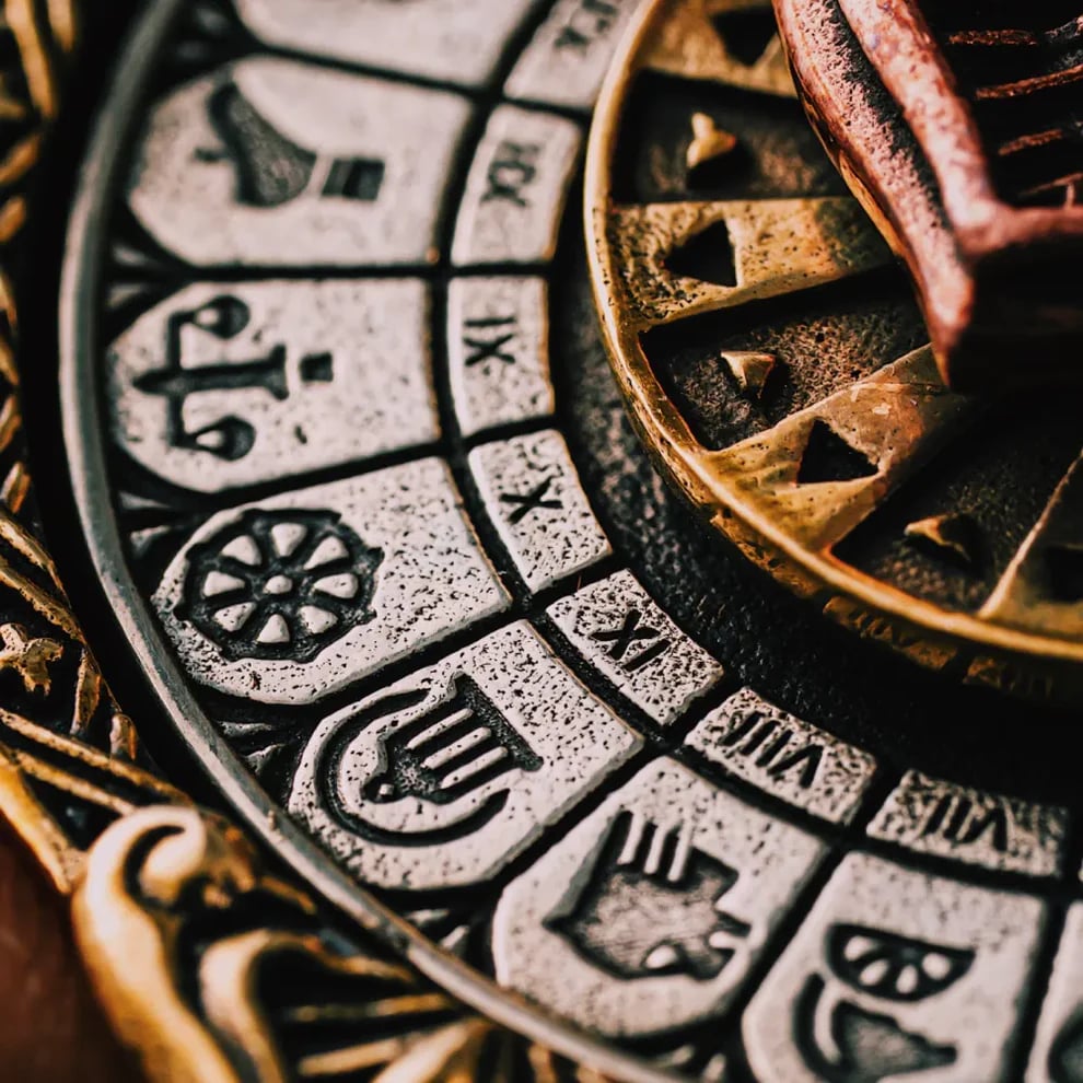 🏆Flash Sale⚡ 50K+ SOLD!👁️‍🗨️Handmade Tarot Vision Pendant: Connect to Cosmic Wisdom Anytime(Cheat Sheet Included)